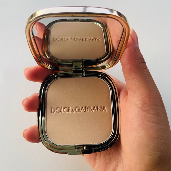 dolce gabbana highlighter